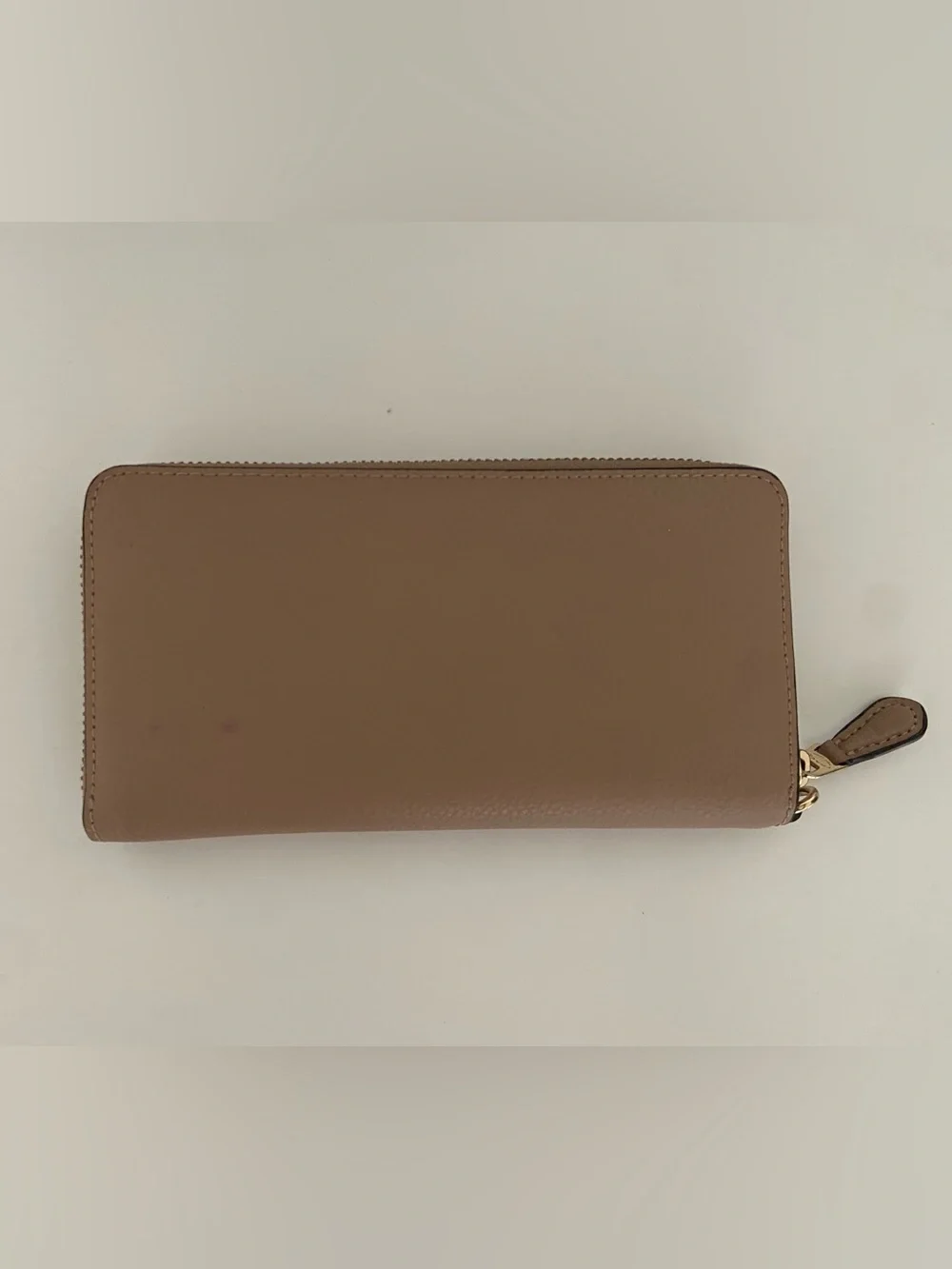 Coach compact zip